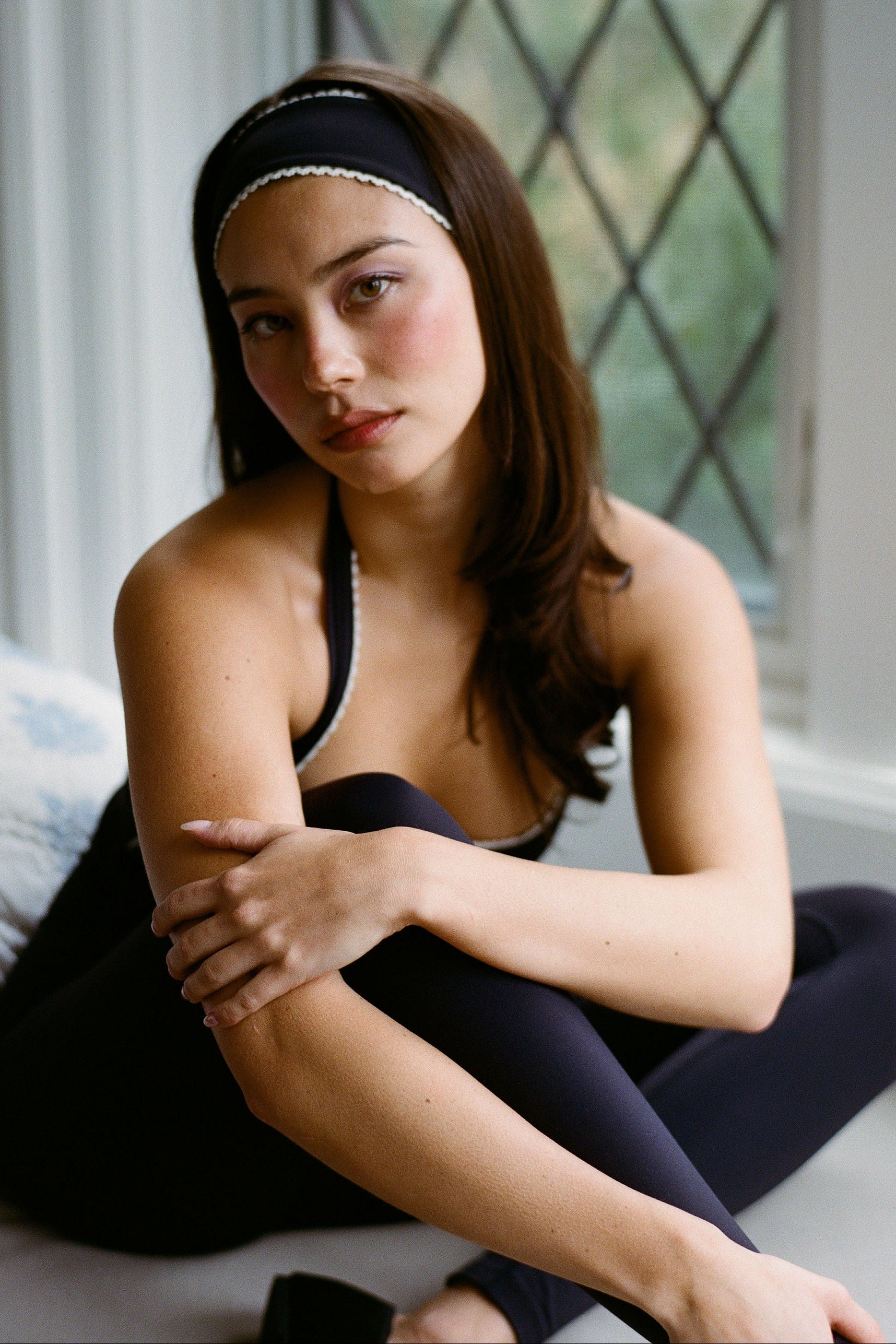 Lace Headband in Caviar (Pre-Order)