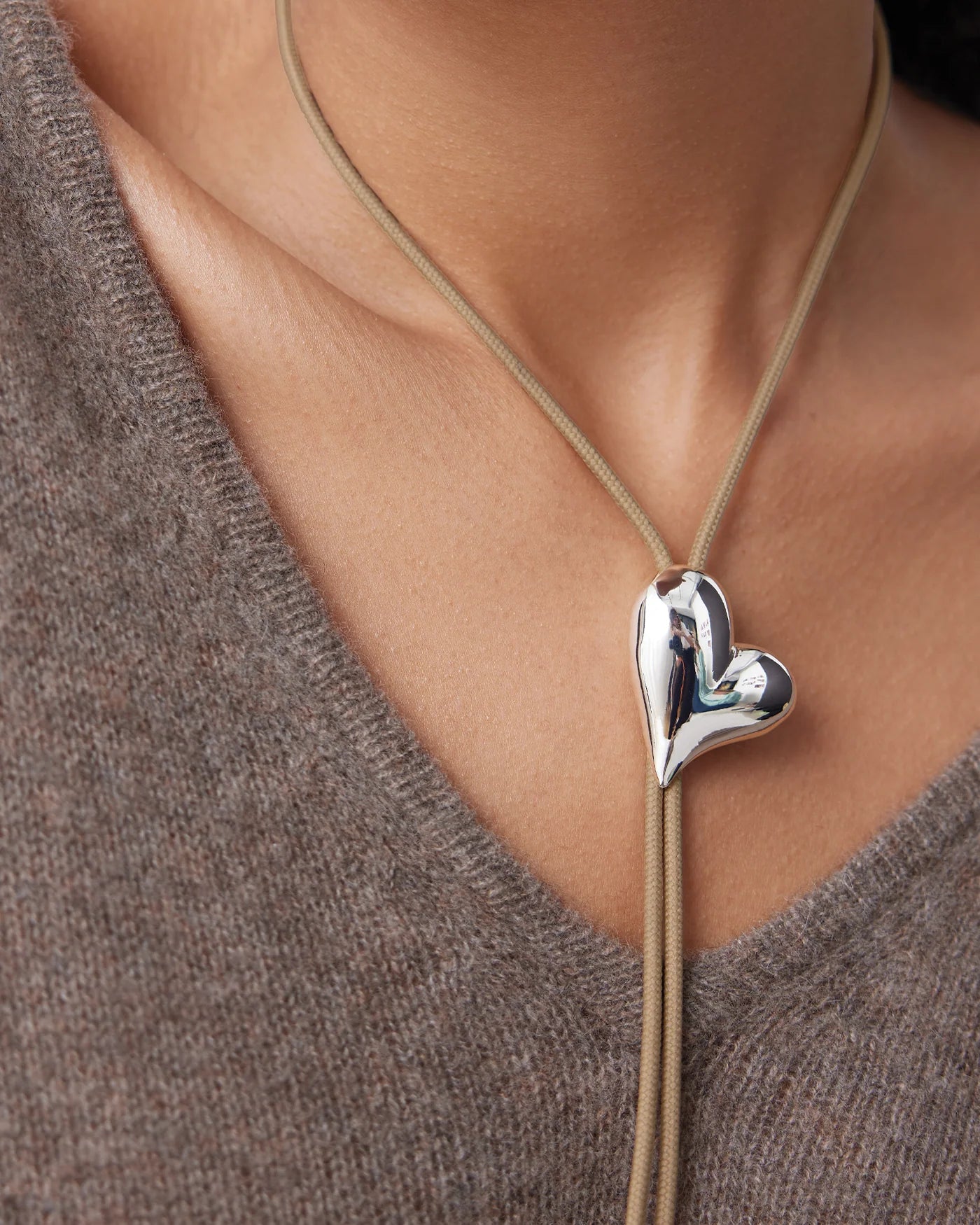 Art Heart Bolo Tie in Silver