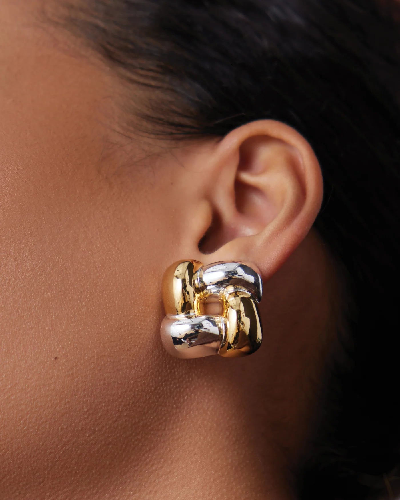 Medium Woven Square Earrings