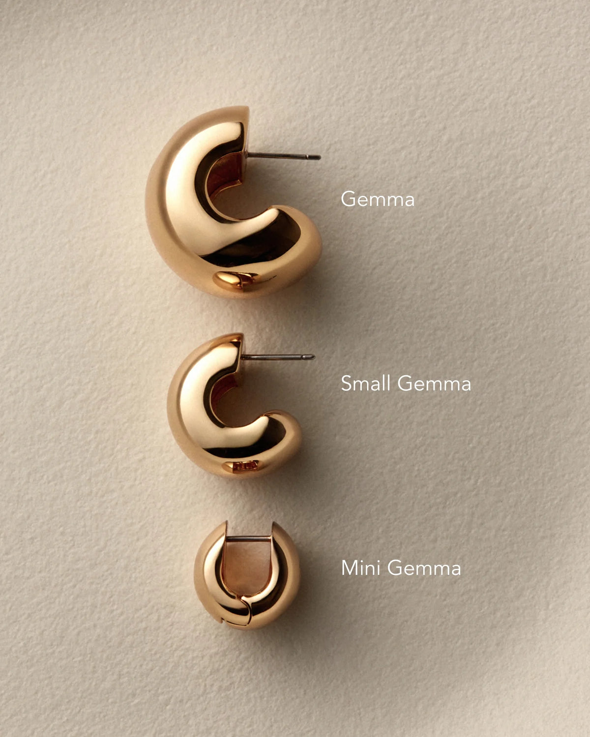 Mini Gemma Hoop Earrings in Gold