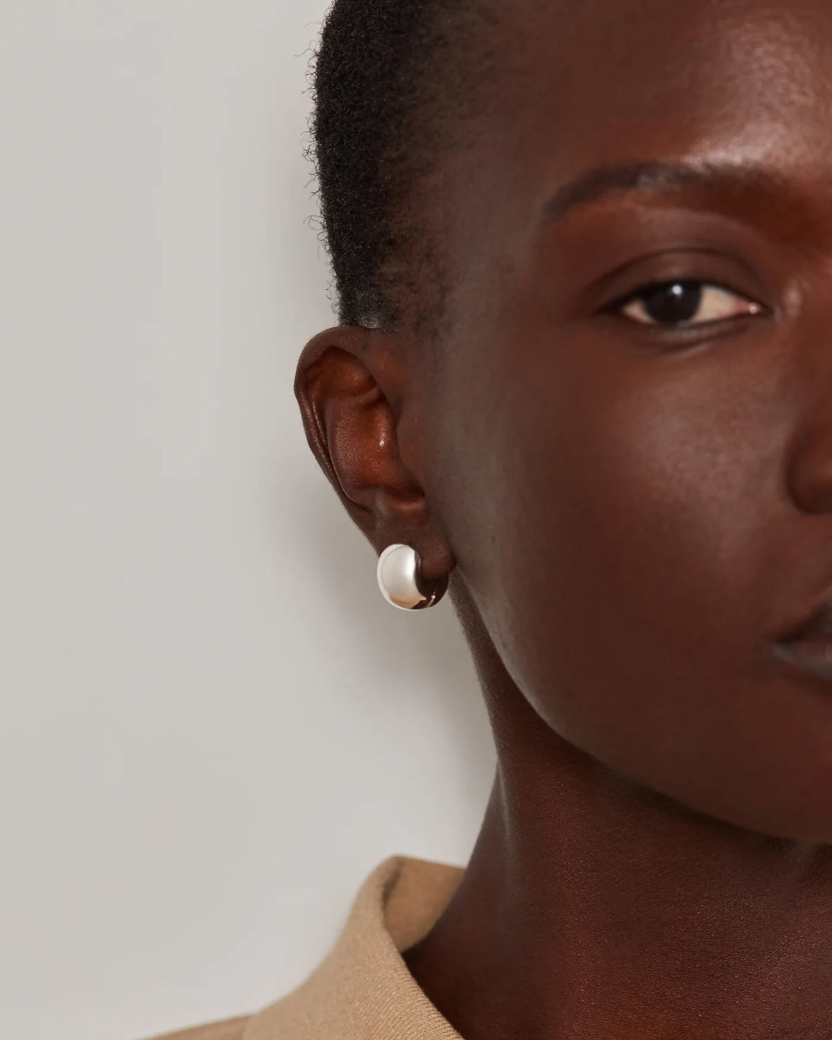Mini Gemma Hoop Earrings in Silver