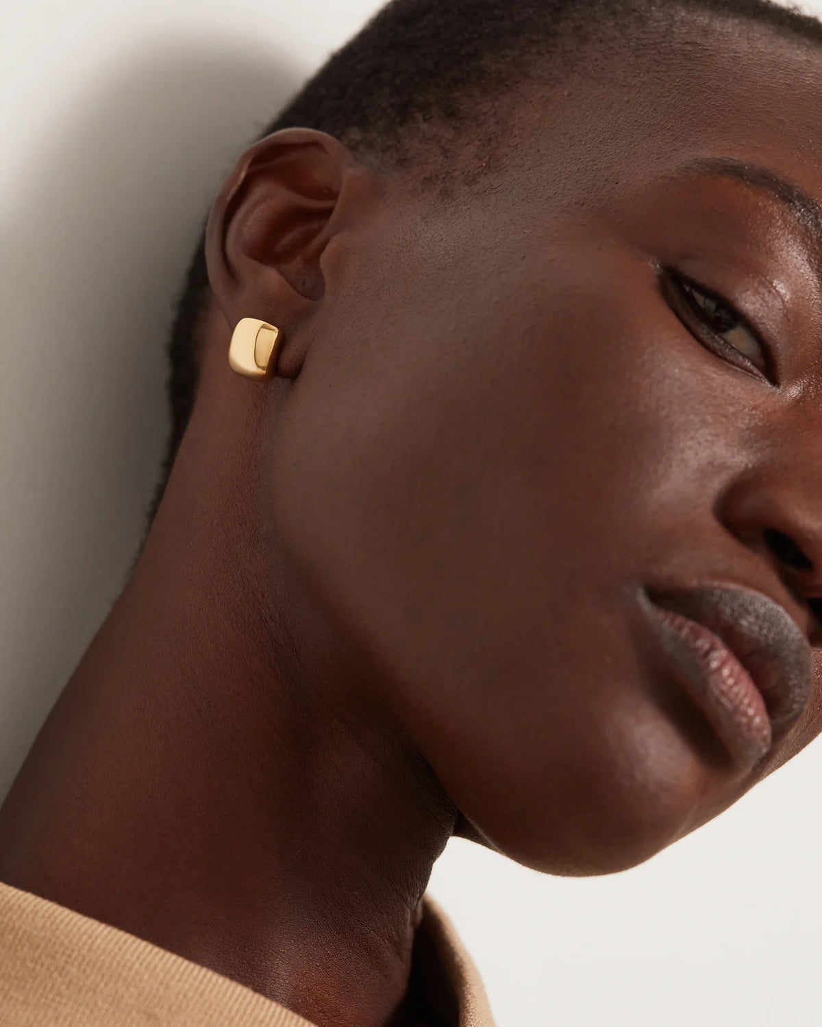 Mini Tate Earring in Gold