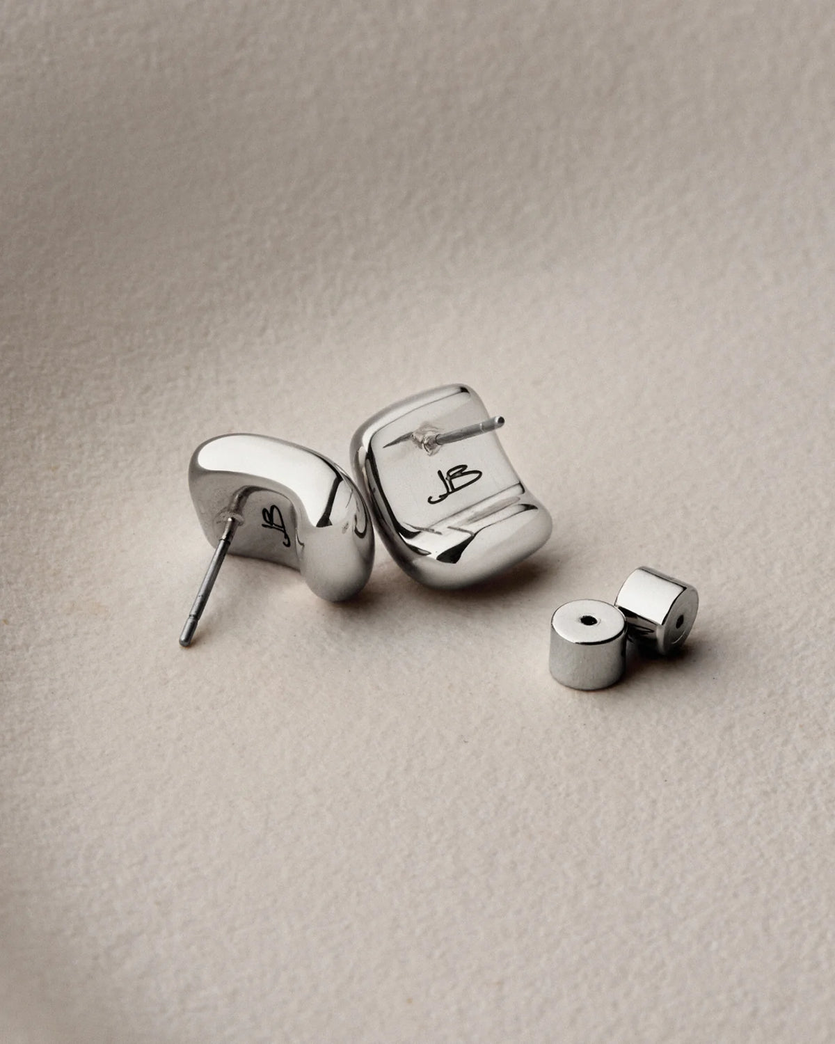 Mini Tate Earring in Silver