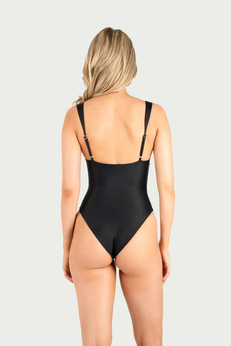 Tropea One Piece