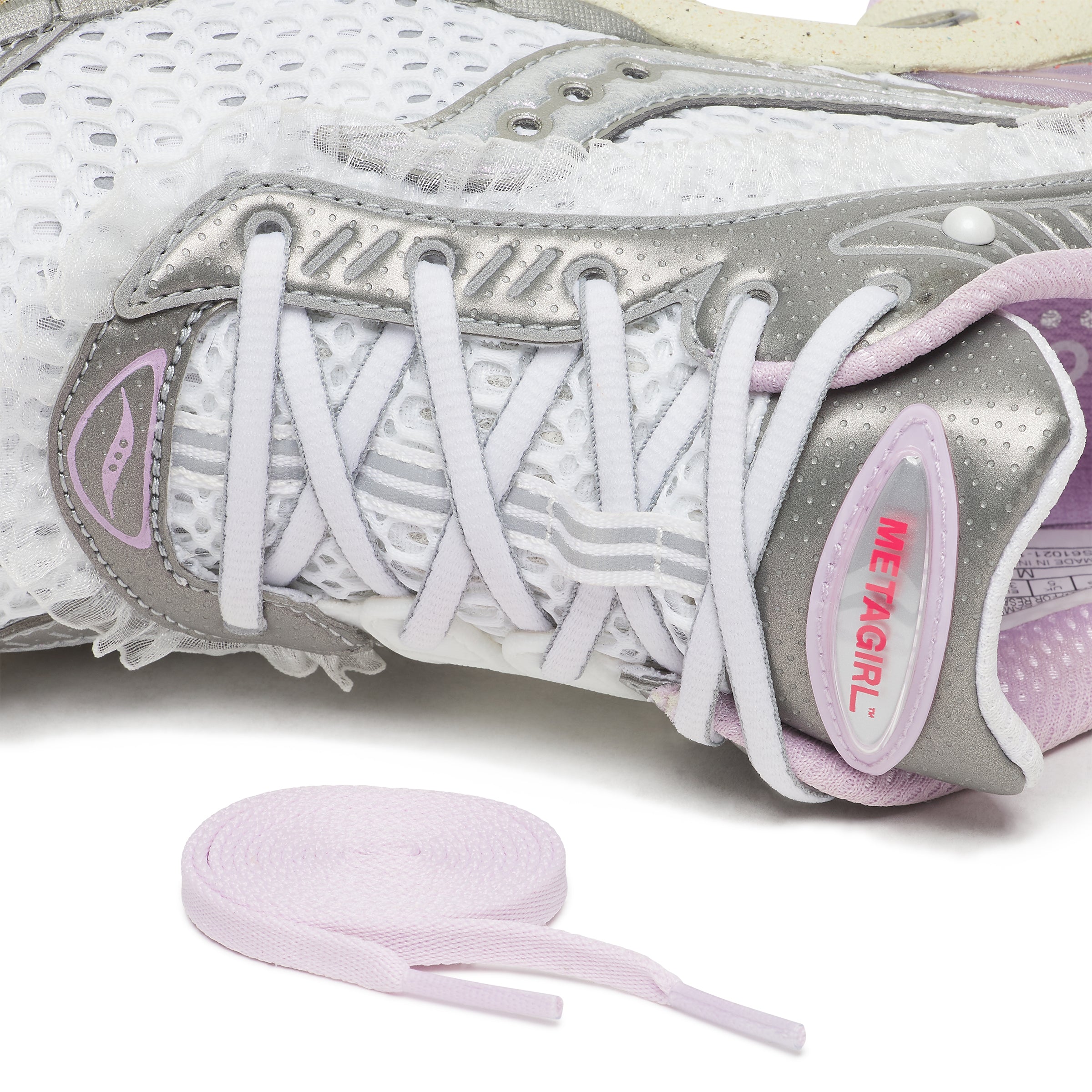 METAGIRL x Saucony Paramount "Daughter Of The Moon"