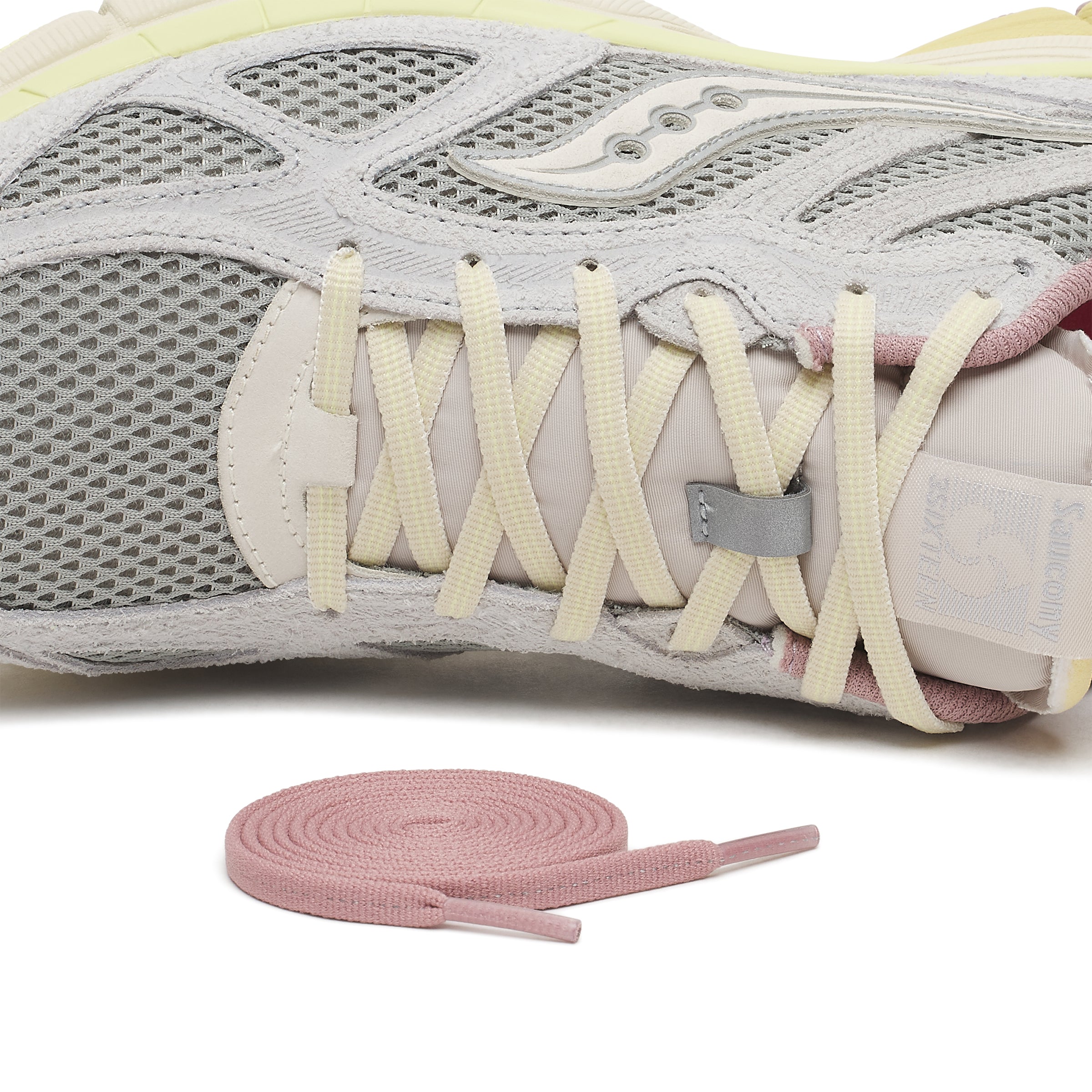 3sixteen x Saucony Guide v7.3s in Graphite