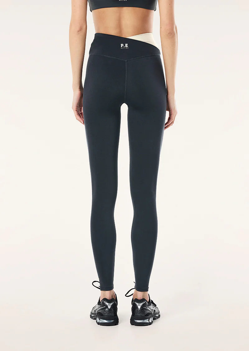 Wander Full Length Legging In Asphalt
