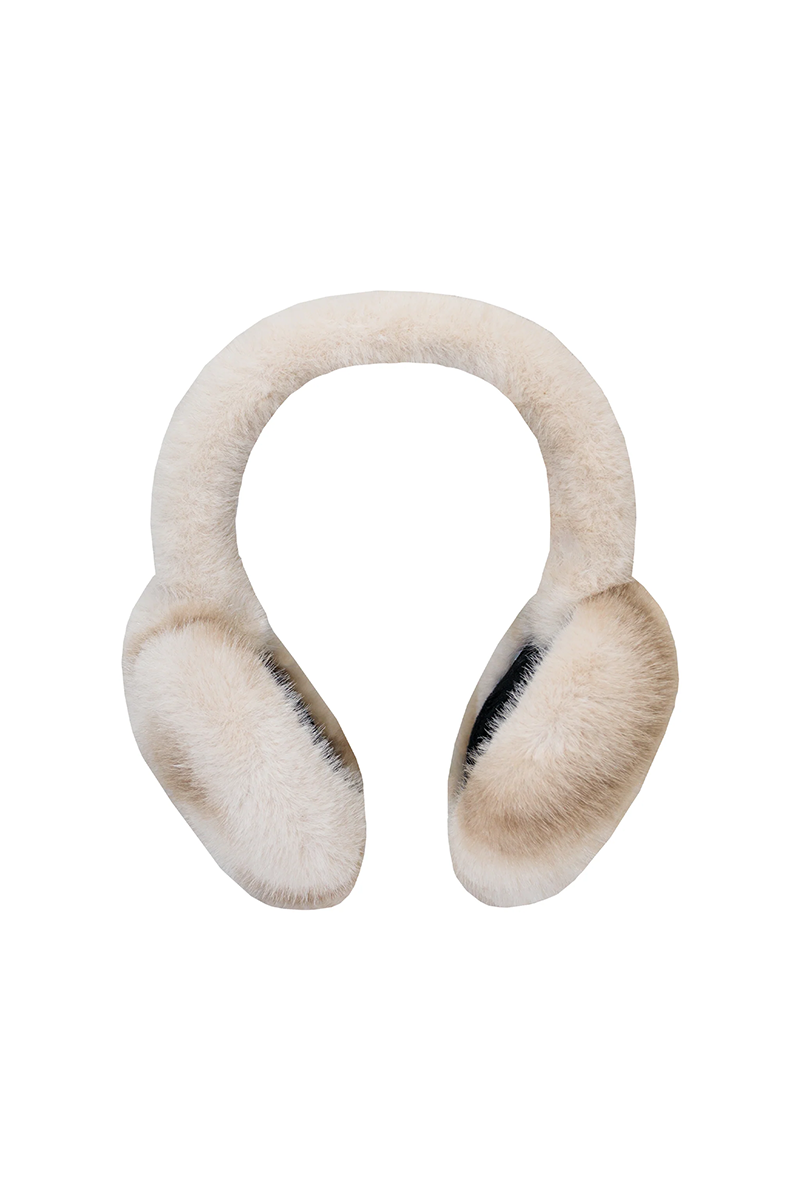 Sugar Muffs in Après Ski