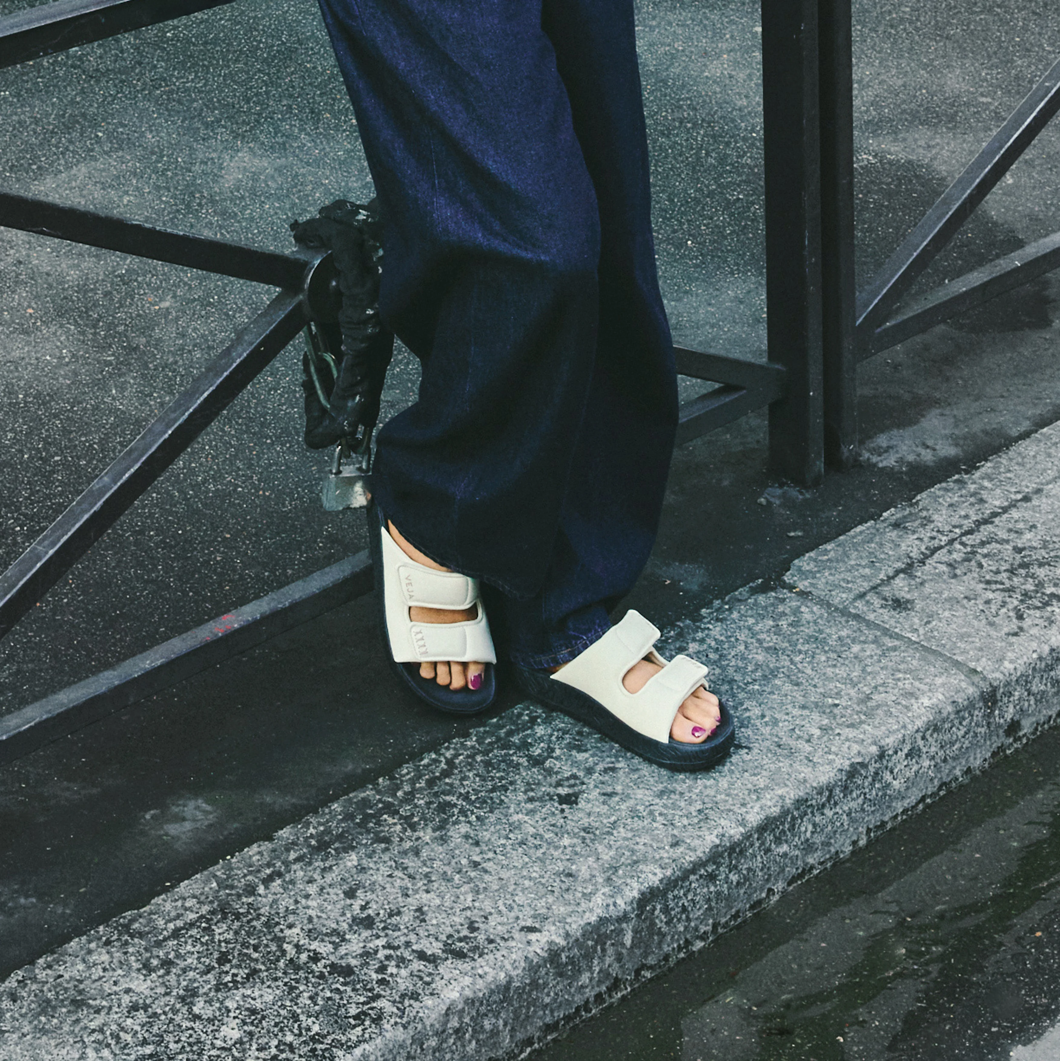 Etna Bold Leather Cashew