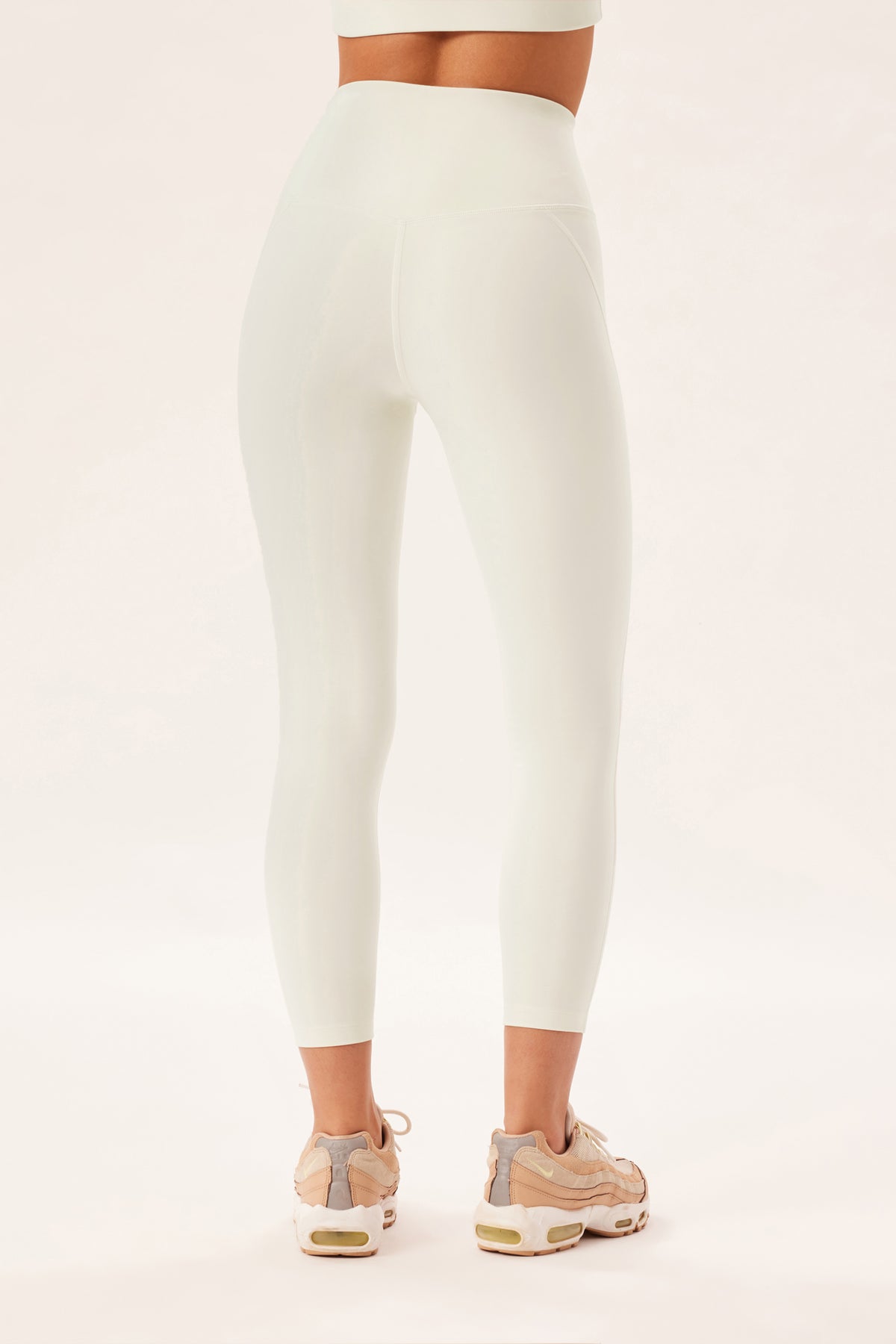 High-Rise Compressive Legging