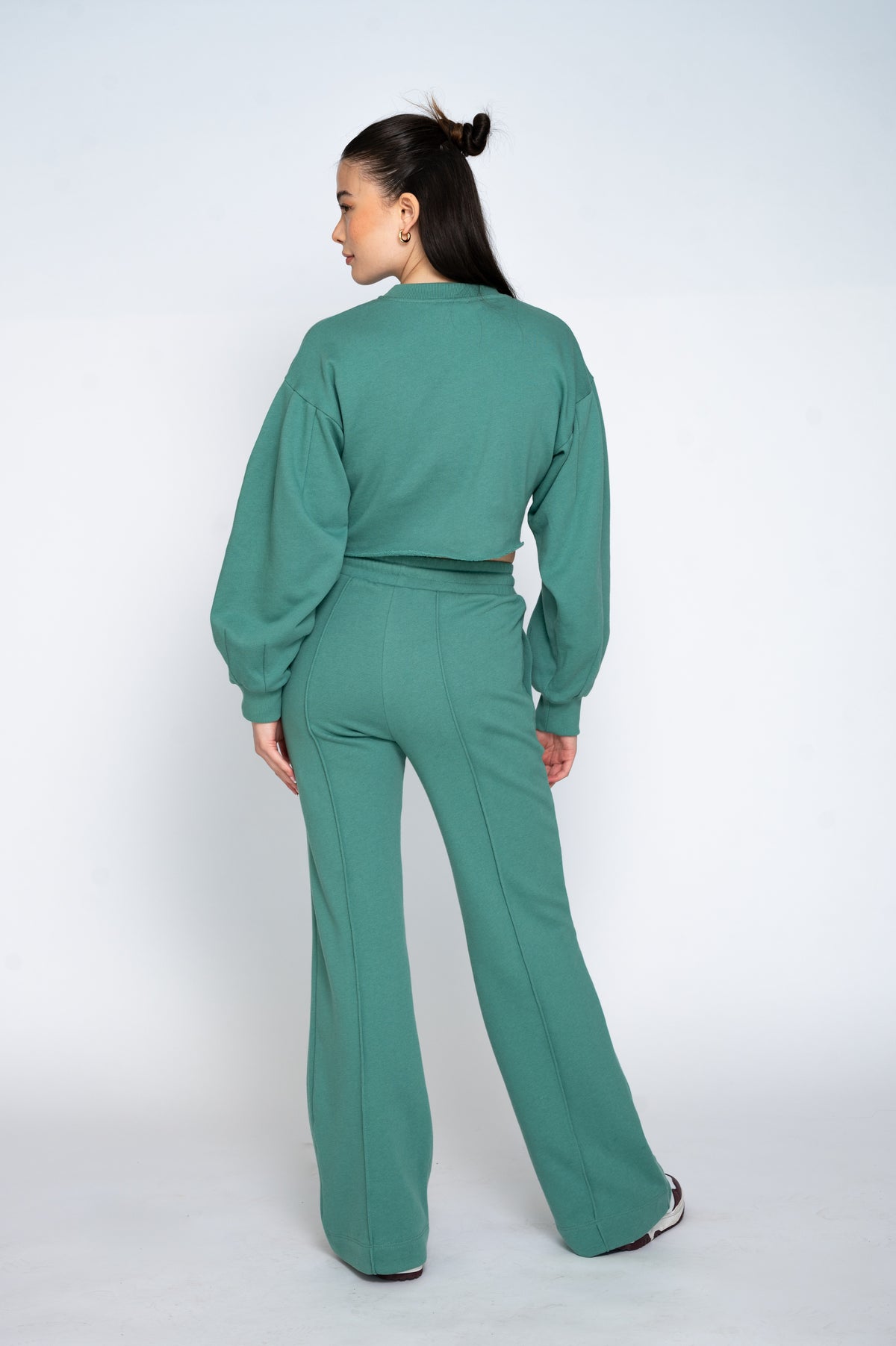 Sunnyside Balloon Sleeve Crop Crewneck